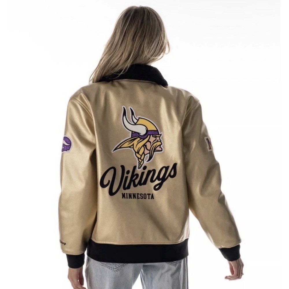 The Wild Collective NFL‎ Minnesota Vikings Women's XL Faux Leather Bomber Jacket